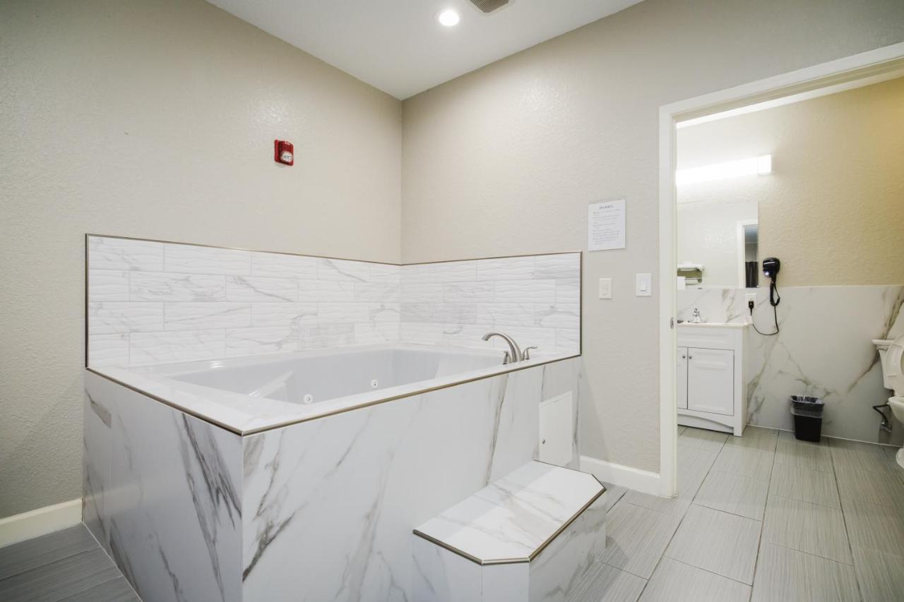 Winchester Inn And Suites Humble/Iah/North Houston Kültér fotó
